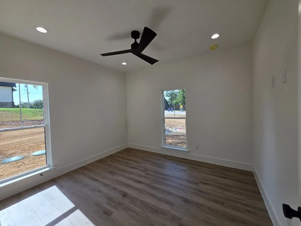 2805 Private #73107 Burleson, TX 76028