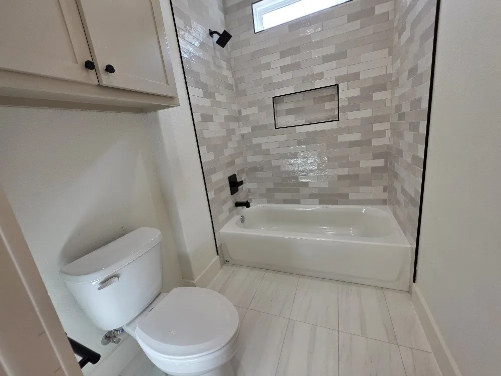 2805 Private #73107 Burleson, TX 76028