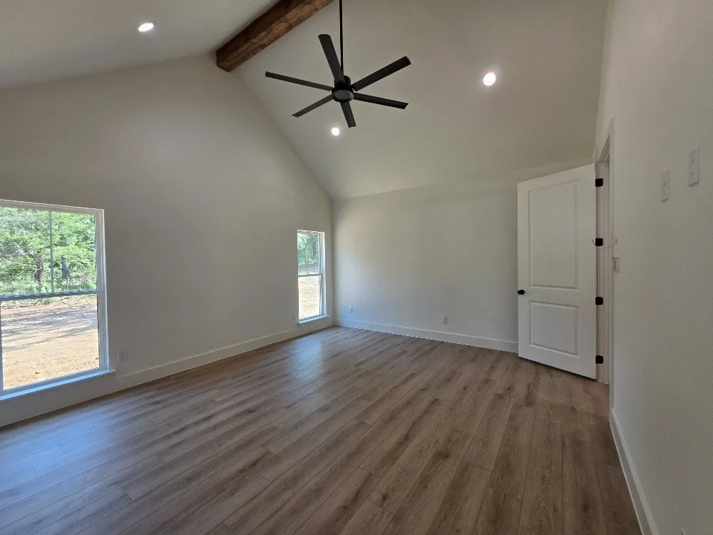 2805 Private #73107 Burleson, TX 76028