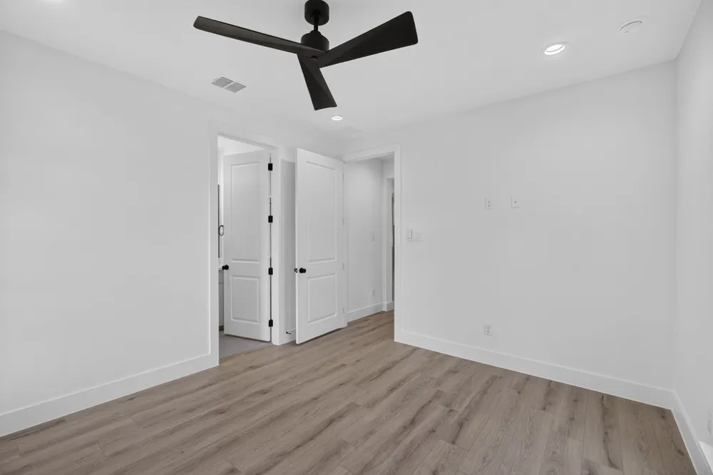 2805 Private #73107 Burleson, TX 76028