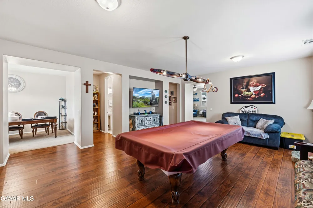 44853 Normandy Lane Lancaster, CA 93536