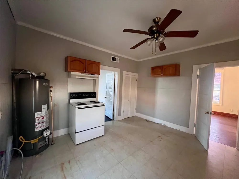 621 Harrison Wharton, TX 77488
