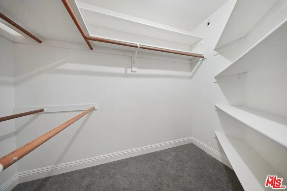 1508 Greenfield Avenue #101 Los Angeles, CA 90025