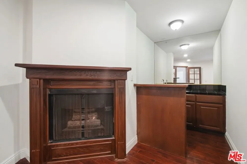 1508 Greenfield Avenue #101 Los Angeles, CA 90025