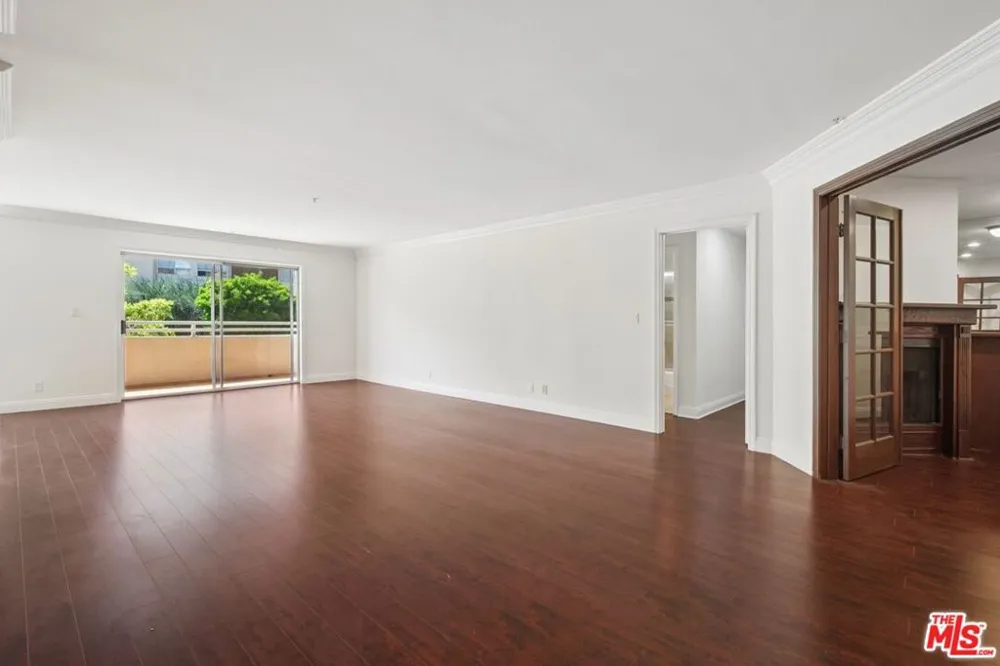 1508 Greenfield Avenue #101 Los Angeles, CA 90025
