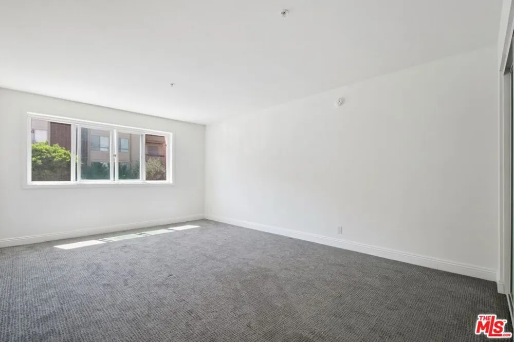 1508 Greenfield Avenue #101 Los Angeles, CA 90025