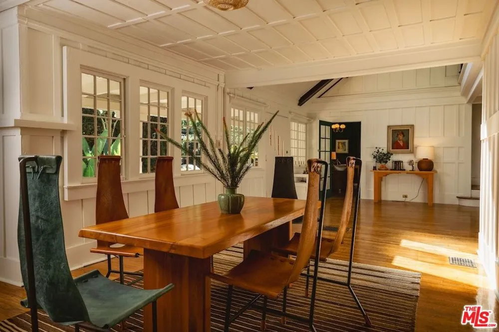 8337 Lookout Mountain Avenue Los Angeles, CA 90046