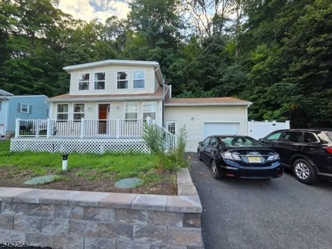 123 Lackawanna Dr