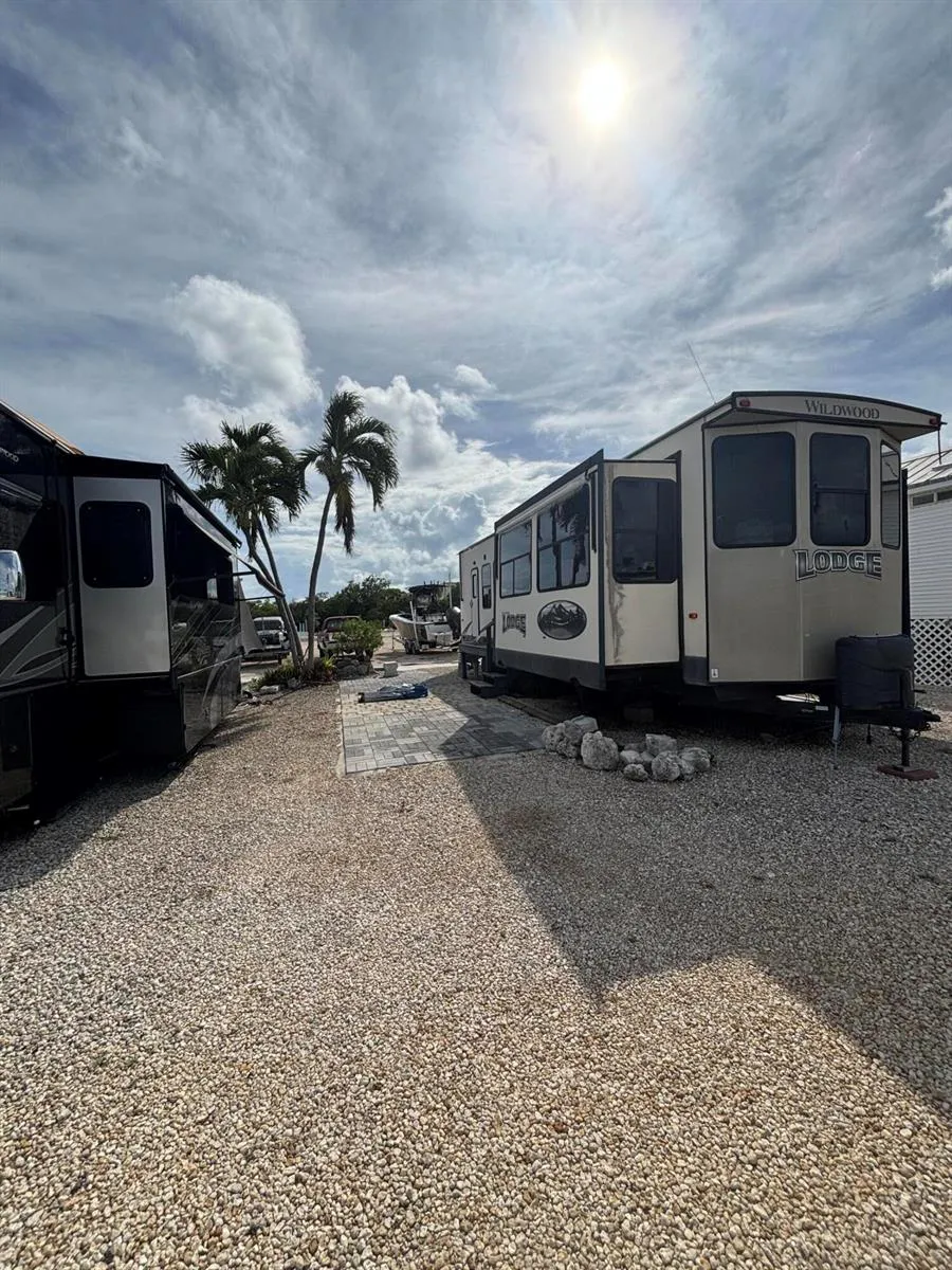 36 E 2ND #3P Key Largo, FL 33037