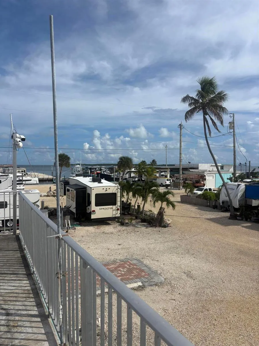 36 E 2ND #3P Key Largo, FL 33037