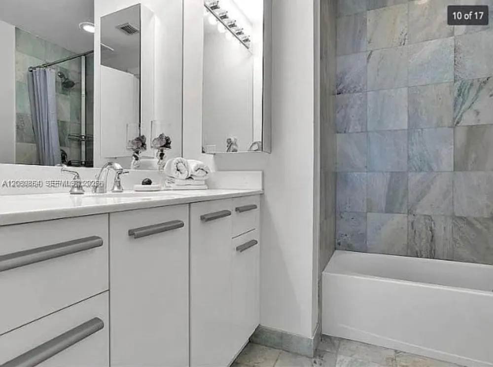 1050 Brickell Ave #208 Miami, FL 33131