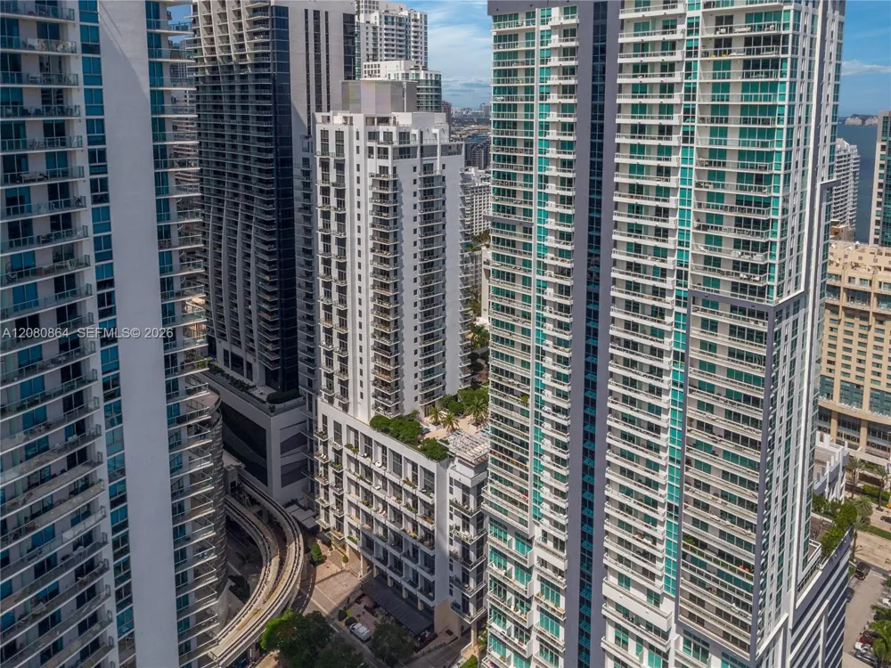 1050 Brickell Ave #208 Miami, FL 33131