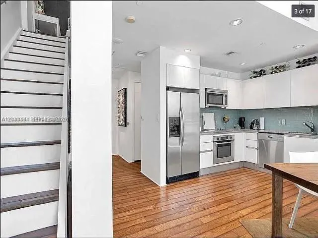 1050 Brickell Ave #208 Miami, FL 33131