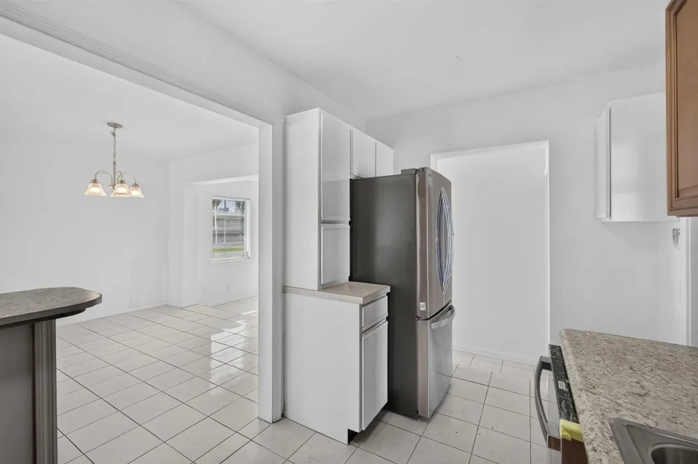 304 Cypress Drive Lake Park, FL 33403
