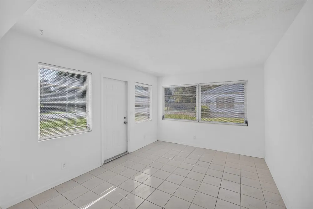 304 Cypress Drive Lake Park, FL 33403