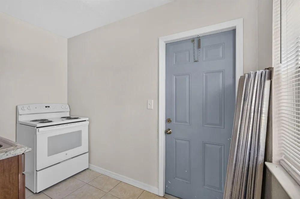 304 Cypress Drive Lake Park, FL 33403