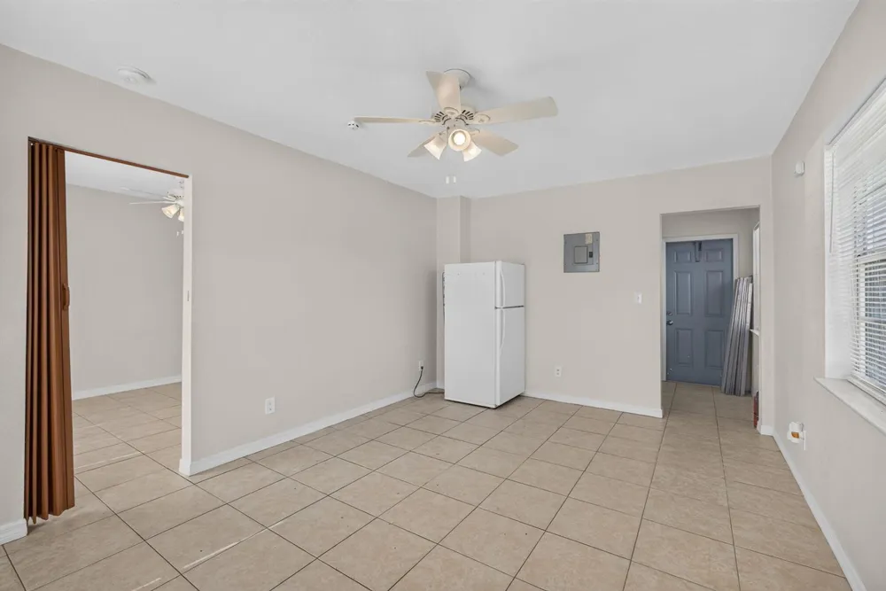 304 Cypress Drive Lake Park, FL 33403