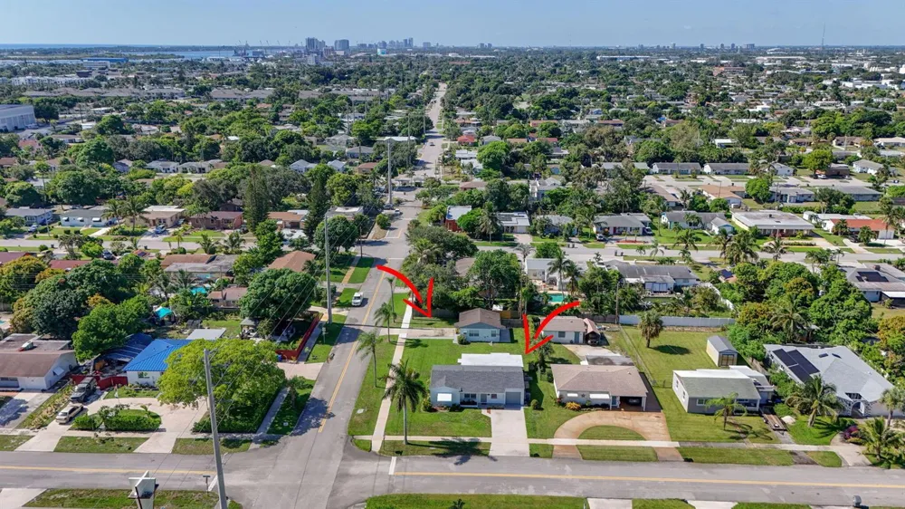 304 Cypress Drive Lake Park, FL 33403