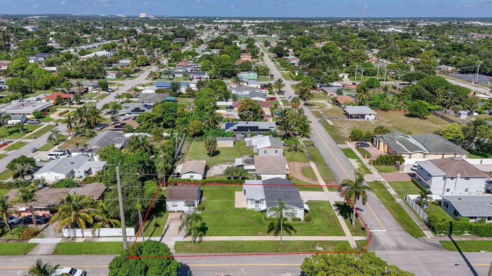 304 Cypress Drive Lake Park, FL 33403