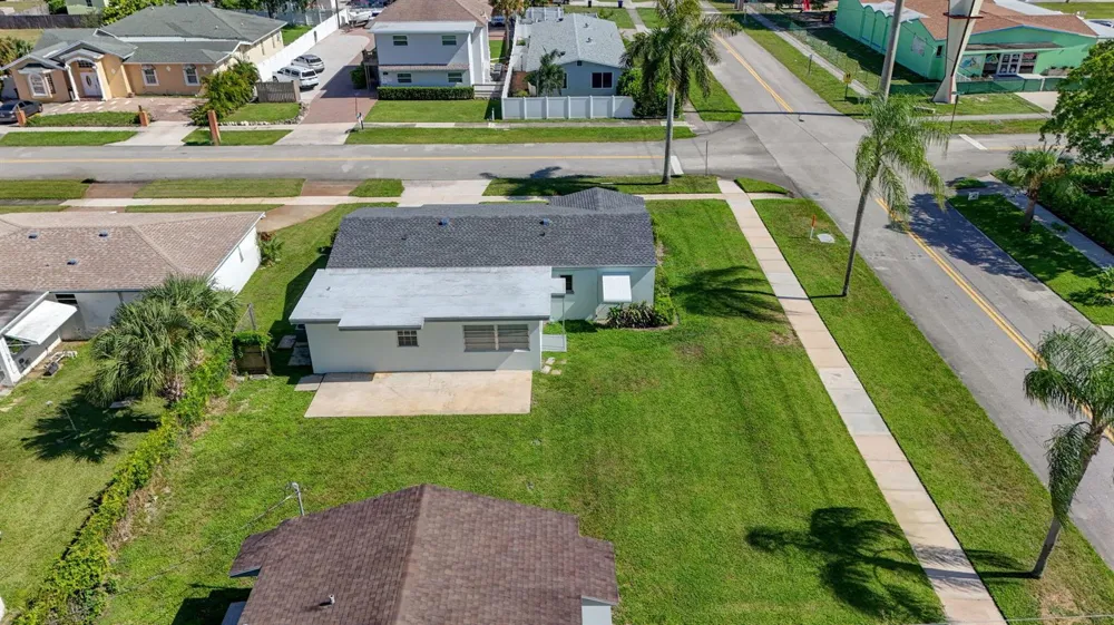 304 Cypress Drive Lake Park, FL 33403