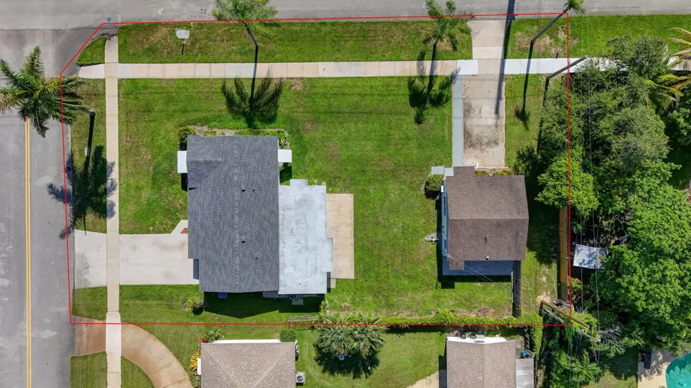 304 Cypress Drive Lake Park, FL 33403