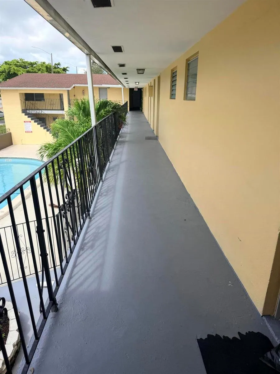 2285 NE 172ND STREET #15 North Miami Beach, FL 33160