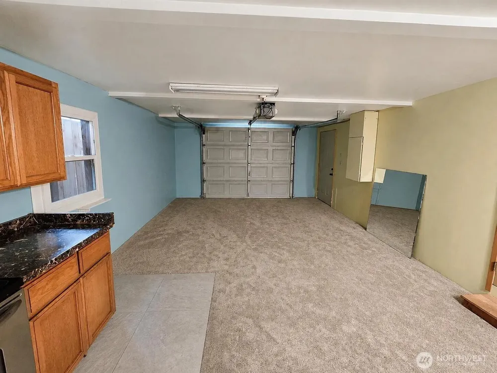 10221 132nd Ave NE Kirkland, WA 98033