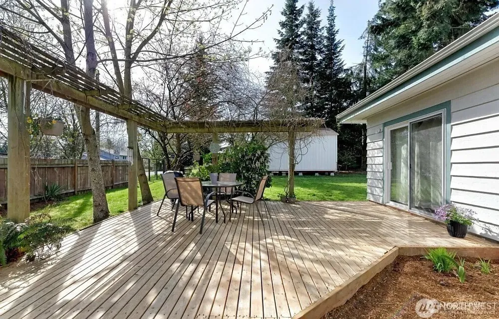 10221 132nd Ave NE Kirkland, WA 98033