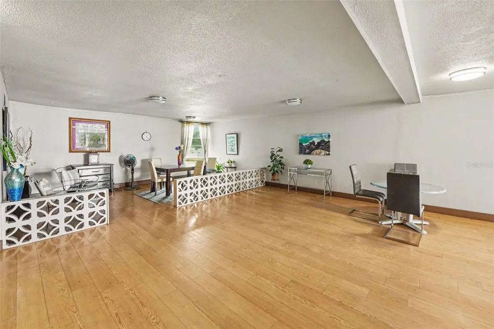 5530 80TH STREET #C101 St Petersburg, FL 33709
