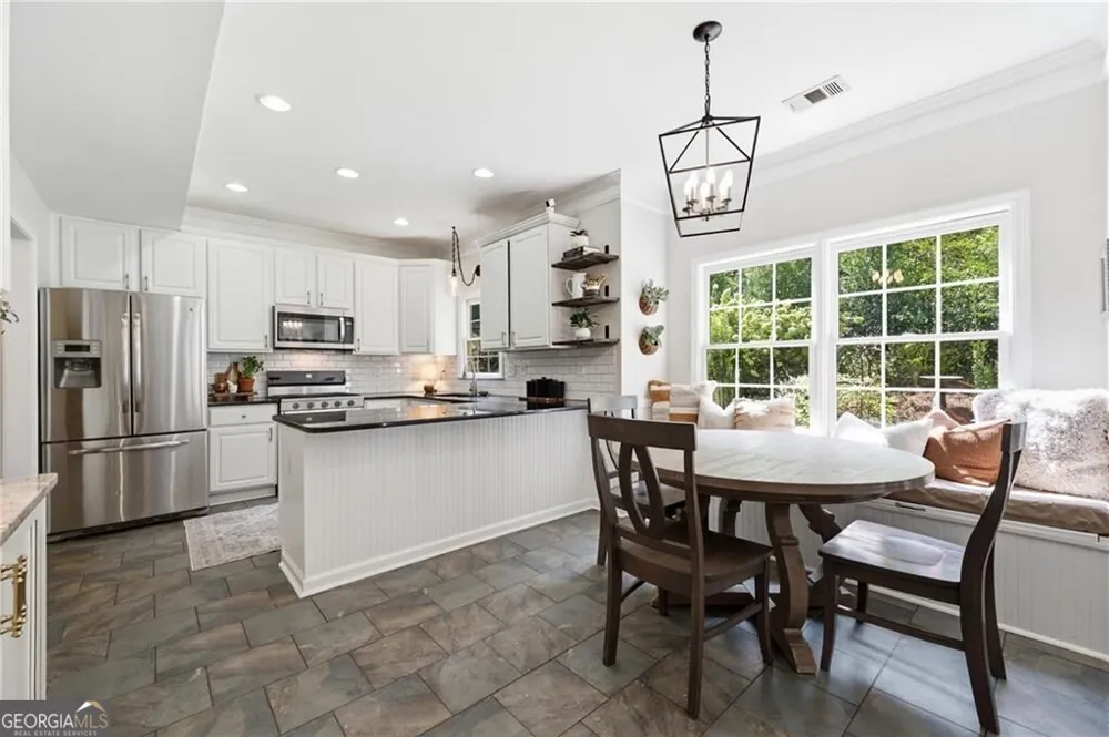 5508 Southlands CT Woodstock, GA 30188