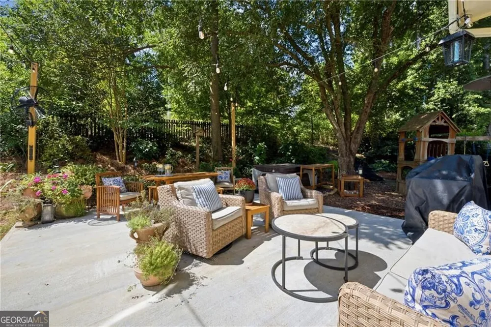 5508 Southlands CT Woodstock, GA 30188