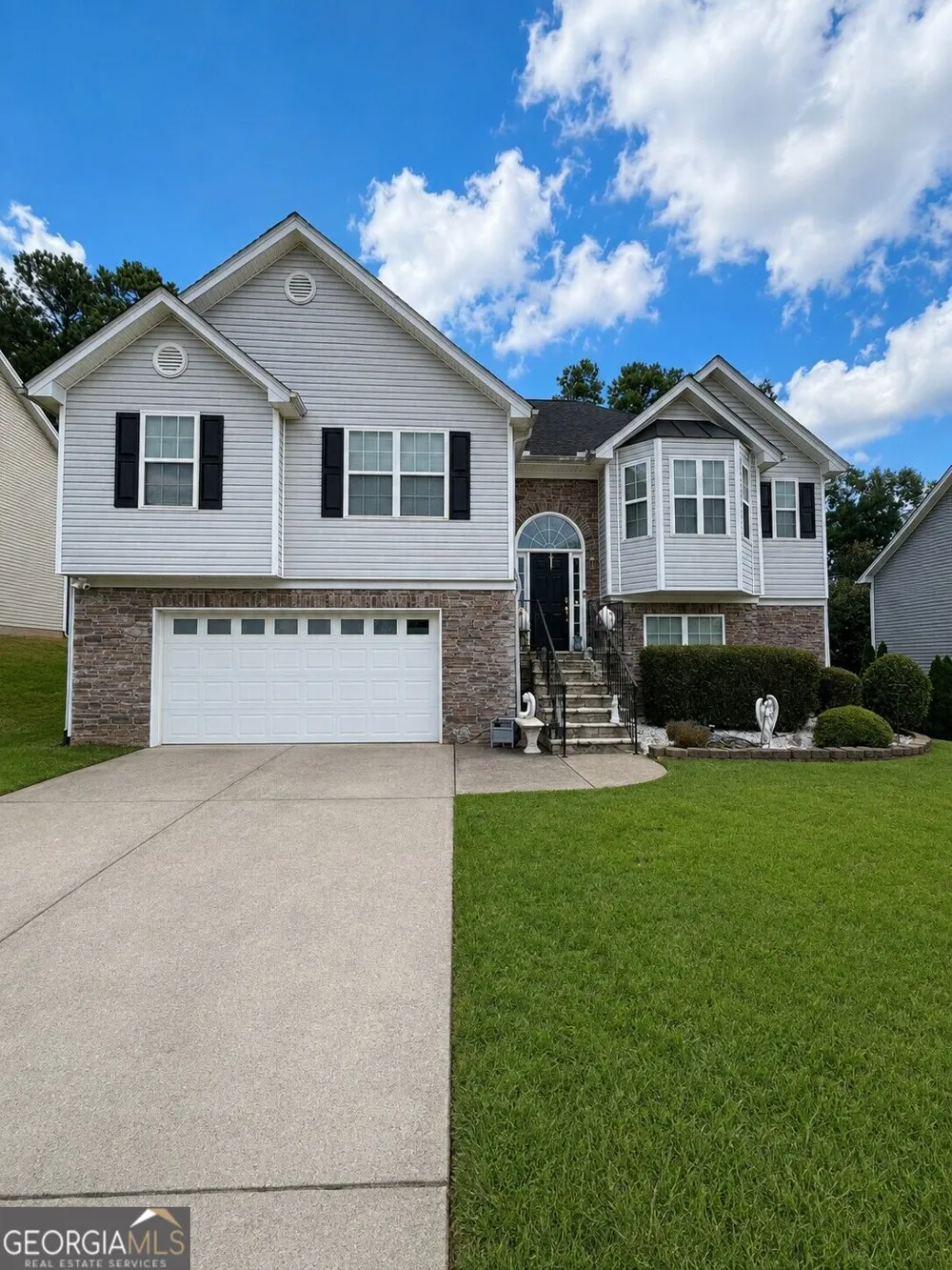 869 Martin Forest CT Lawrenceville, GA 30045