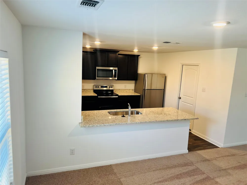 109 Fairfax Lane Jarrell, TX 76537