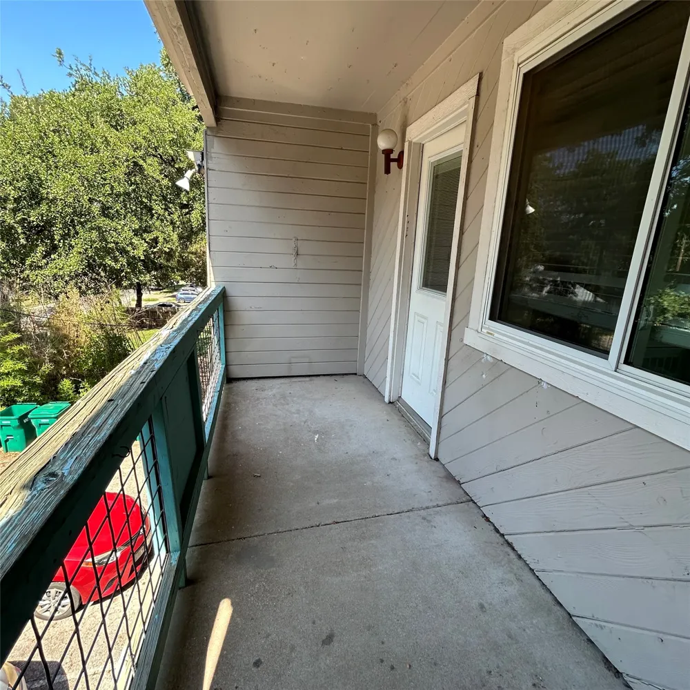 1106 W 22nd Street #8 Austin, TX 78705