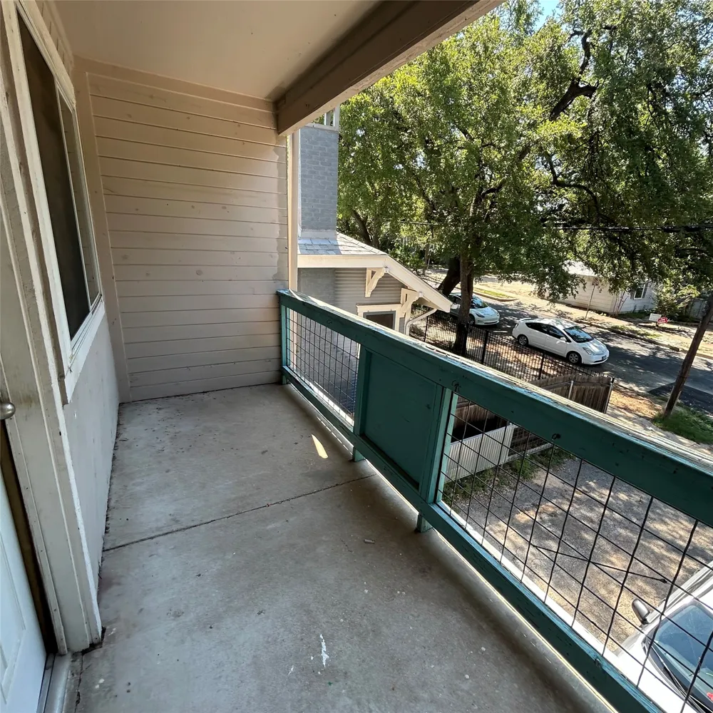 1106 W 22nd Street #8 Austin, TX 78705