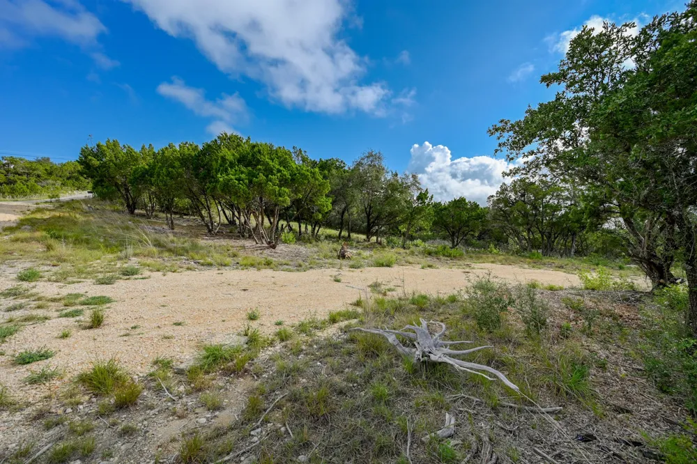10909 Turkey Bend Drive Jonestown, TX 78645