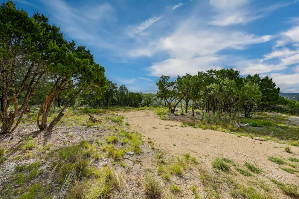 10909 Turkey Bend Drive Jonestown, TX 78645
