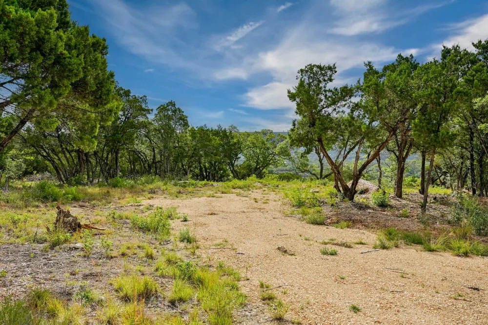 10909 Turkey Bend Drive Jonestown, TX 78645
