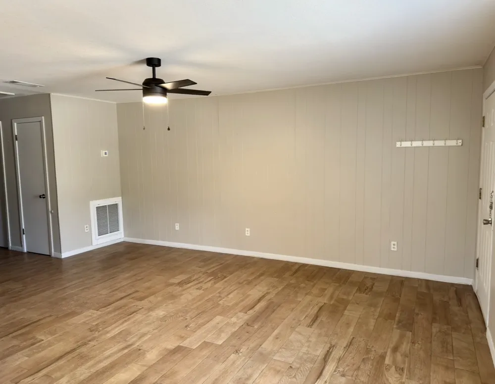 820 S Blanco Street #B Lockhart, TX 78644