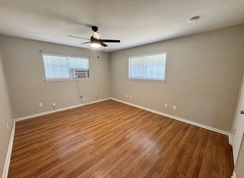 820 S Blanco Street #B Lockhart, TX 78644