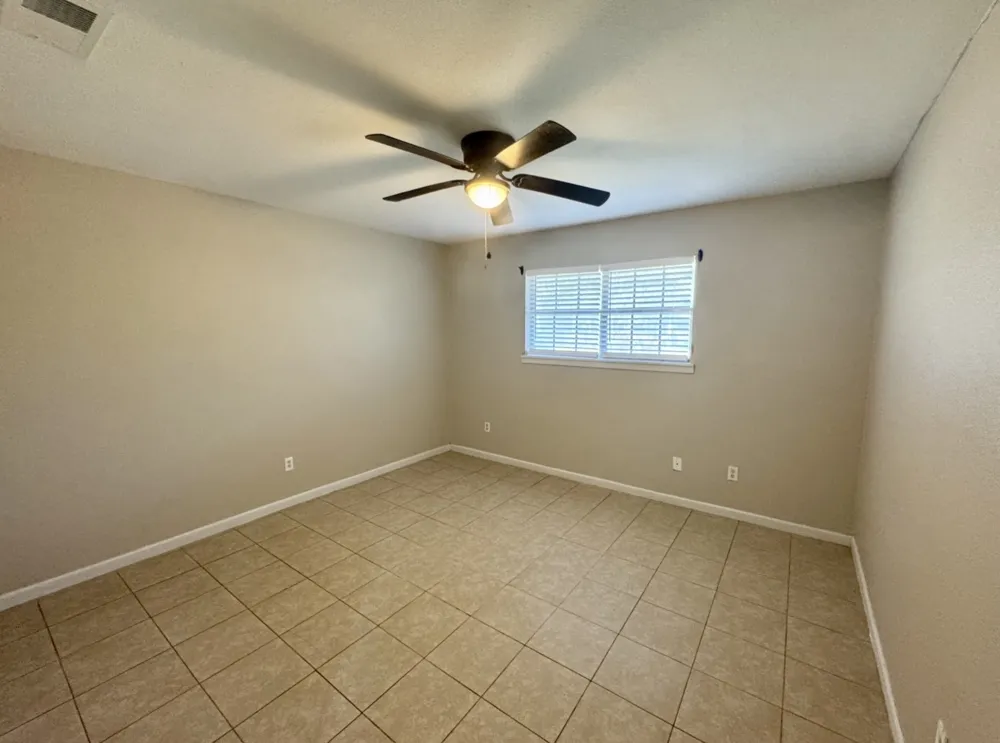 820 S Blanco Street #B Lockhart, TX 78644