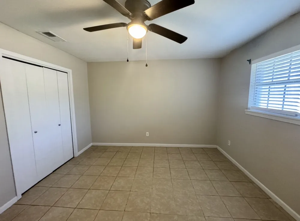 820 S Blanco Street #B Lockhart, TX 78644