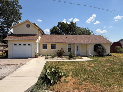 805 S 3rd Street