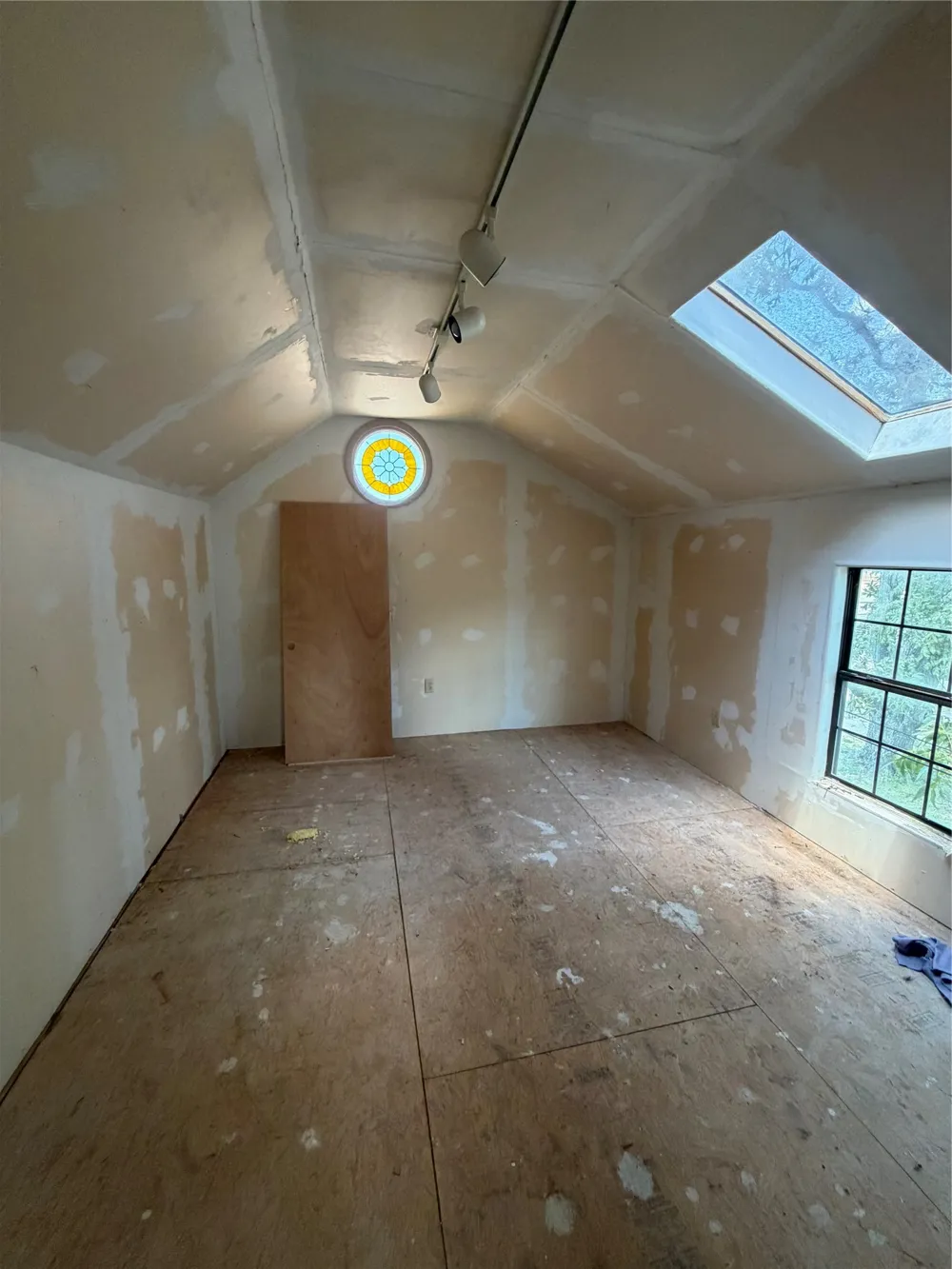 805 S 3rd Street Grandview, TX 76050