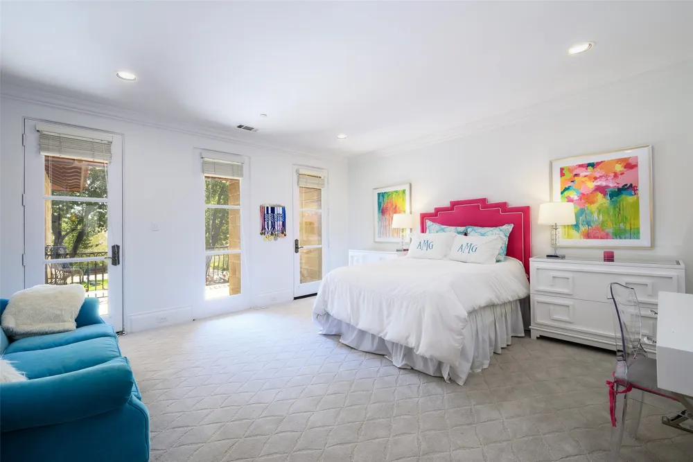 5543 Edlen Drive Dallas, TX 75220