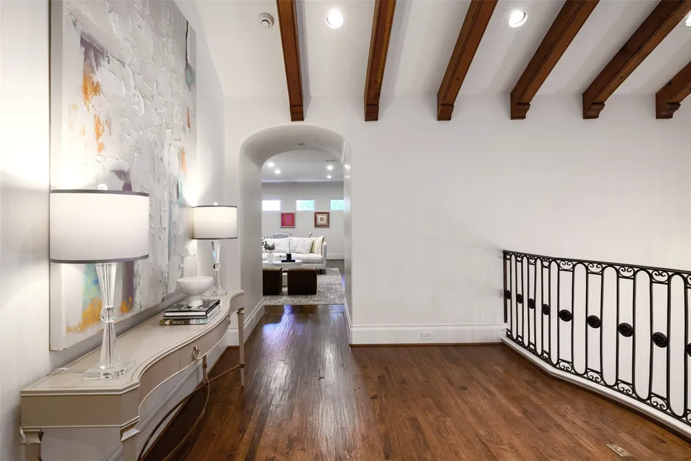 5543 Edlen Drive Dallas, TX 75220