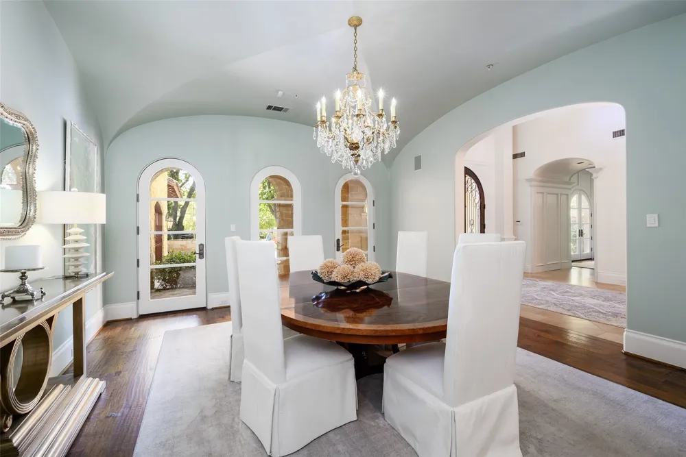 5543 Edlen Drive Dallas, TX 75220