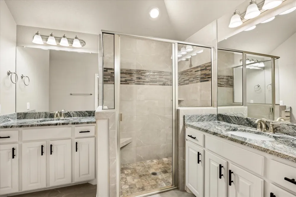 3331 Arrow Creek Drive Granbury, TX 76049