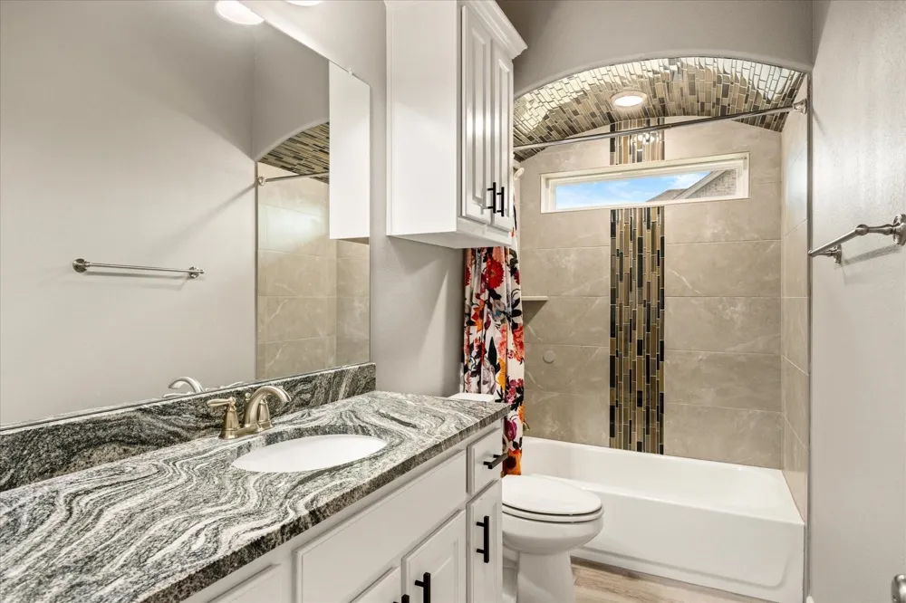 3331 Arrow Creek Drive Granbury, TX 76049