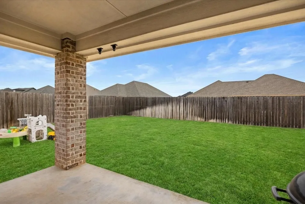 3331 Arrow Creek Drive Granbury, TX 76049